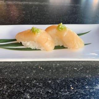 Scallop Nigiri